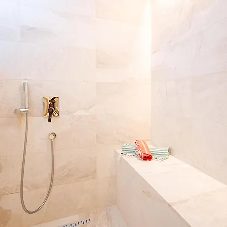 Deluxe Kalkan 卡斯