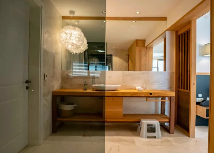 Deluxe Kalkan * 卡斯