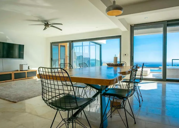 Deluxe Kalkan 别墅 *