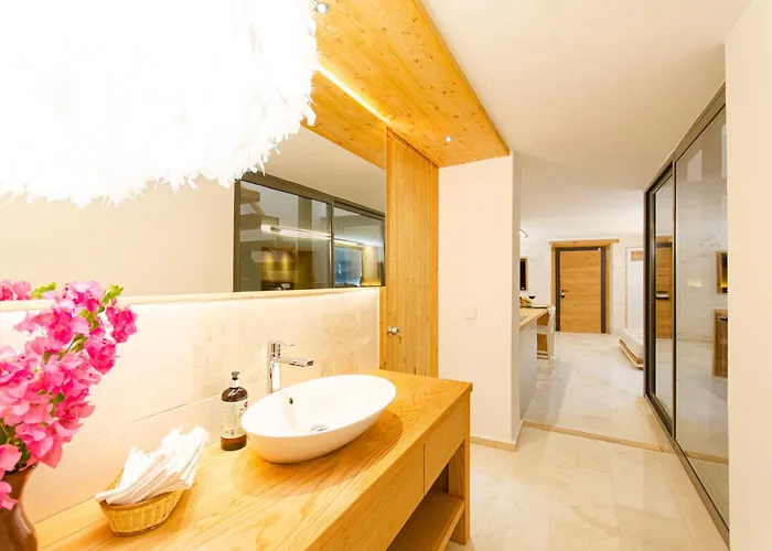 Deluxe Kalkan * 卡斯